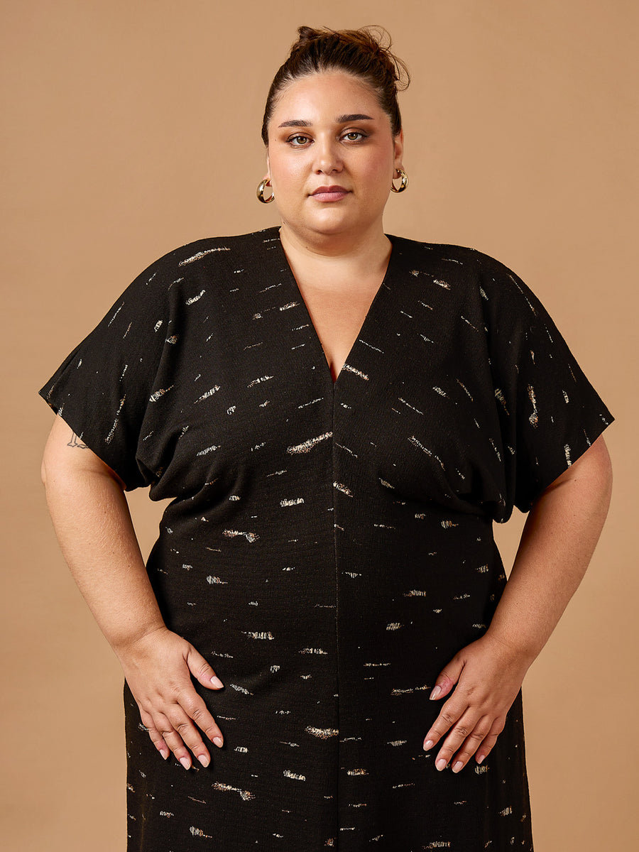 Mistral Dress | Midi-length Plus Size Knit Dress Pattern | Deer&Doe Patterns