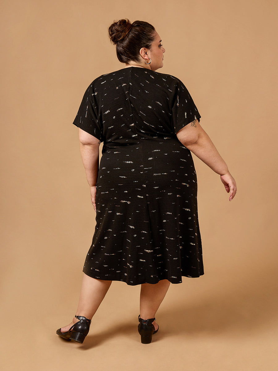 Mistral Dress | Midi-length Plus Size Knit Dress Pattern | Deer&Doe Patterns