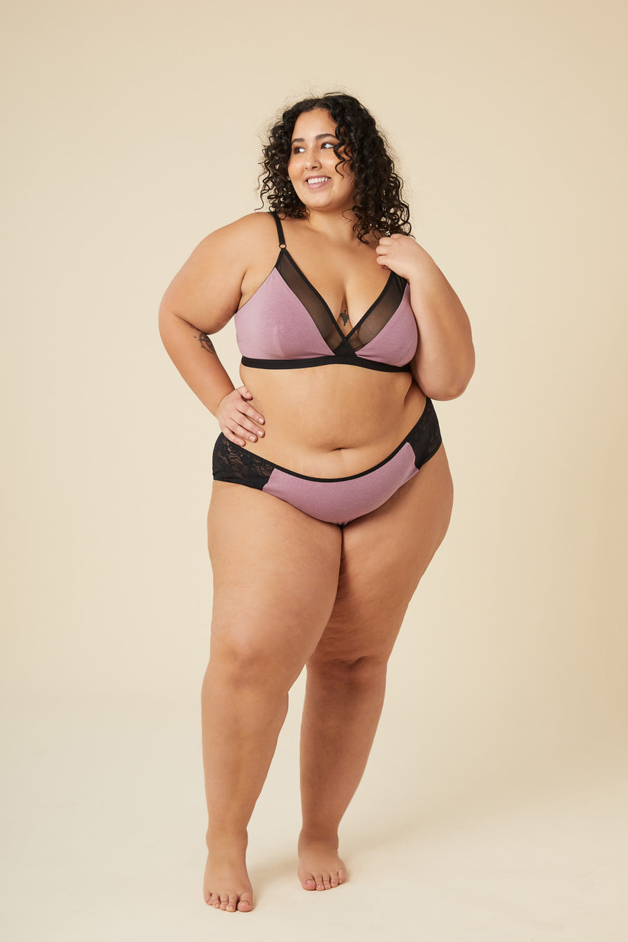 Forever 21 Plus Size Lingerie is a MUST HAVE - A Thick Girl's Closet