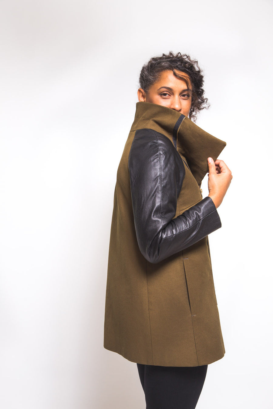Clare Coat Pattern // View B with exposed zipper //  Closet Core Patterns