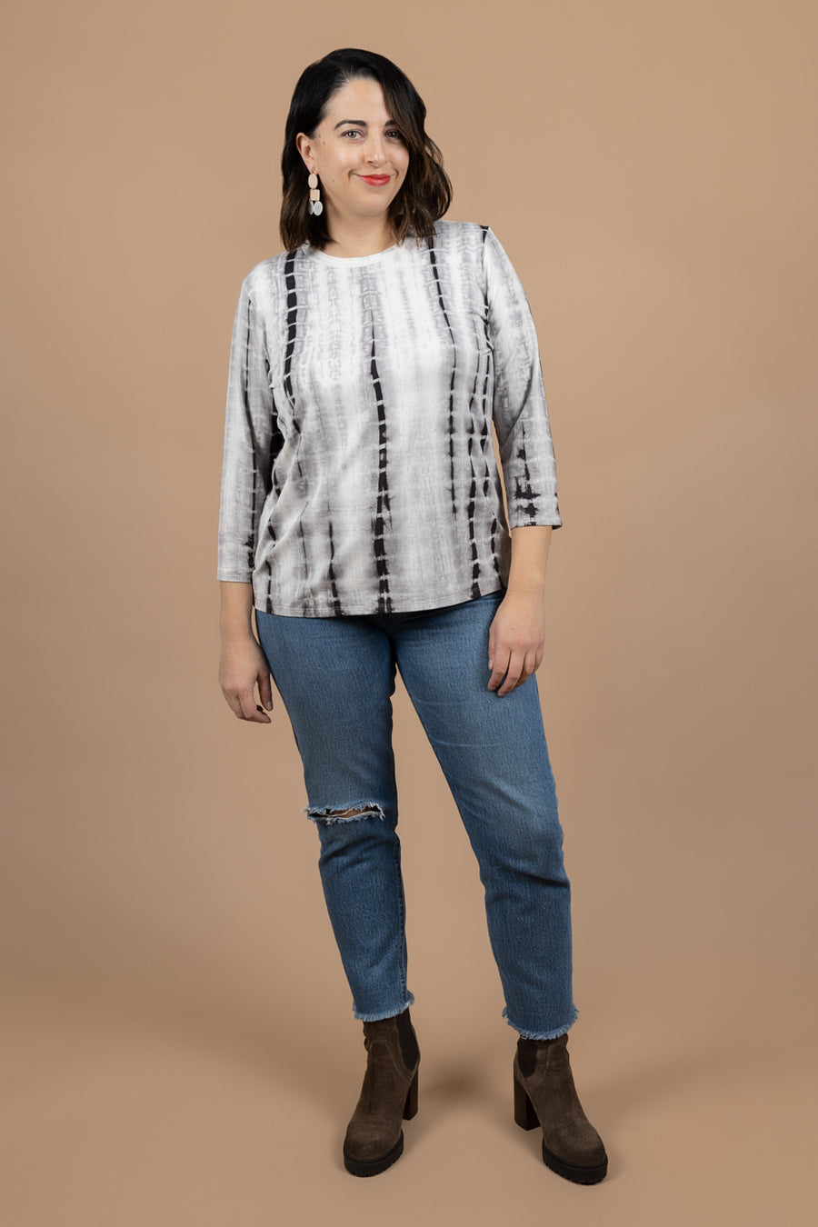 Buy V Neck Blouse Pdf Sewing Pattern, 3/4 Sleeve Blouse Digital Pattern,  Women Shirt, Blouse for Big Bust Women, Illustrated Instructions Online in  India 