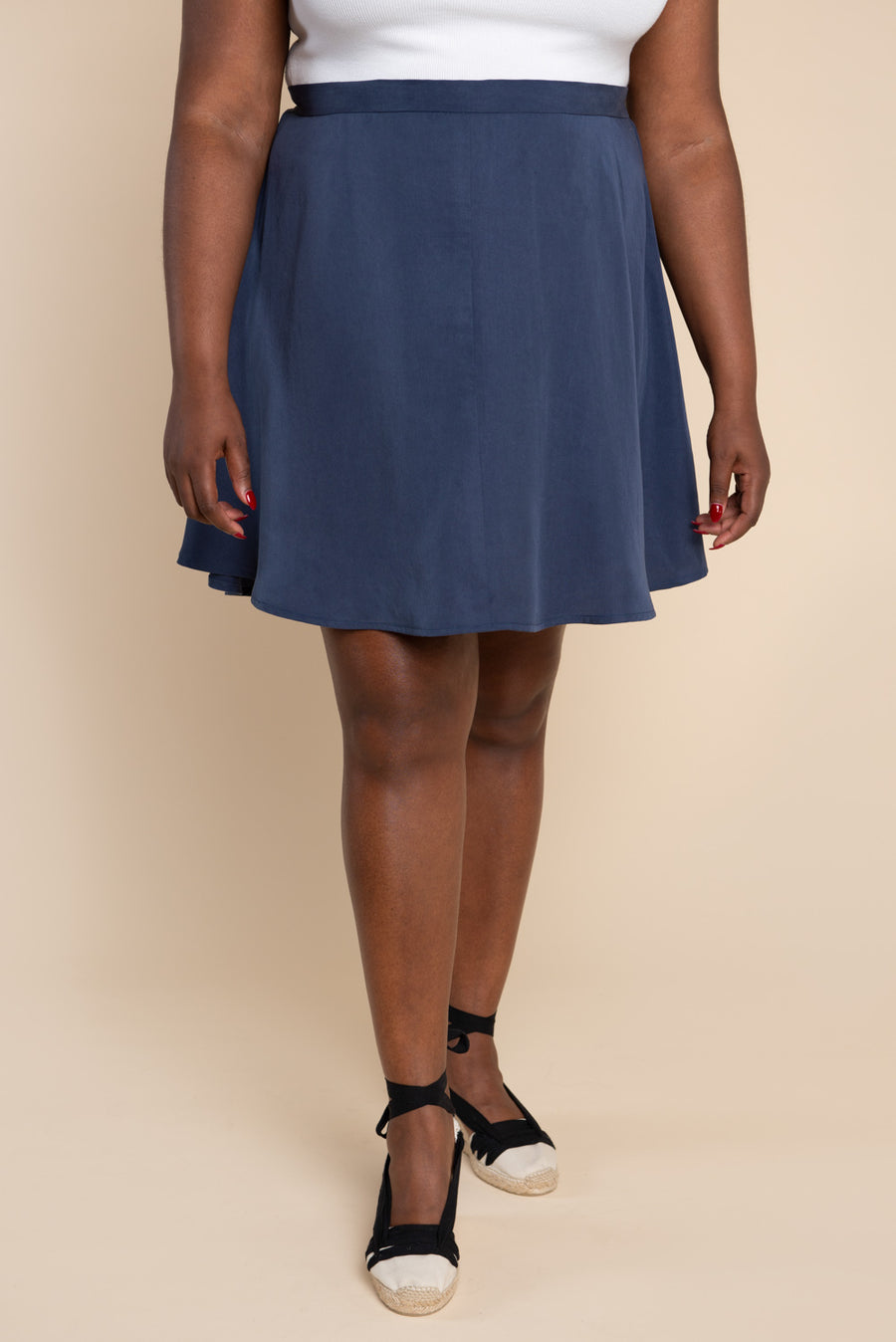 Denim Skirt - Smart Doll Sewing Pattern — Enchanterium
