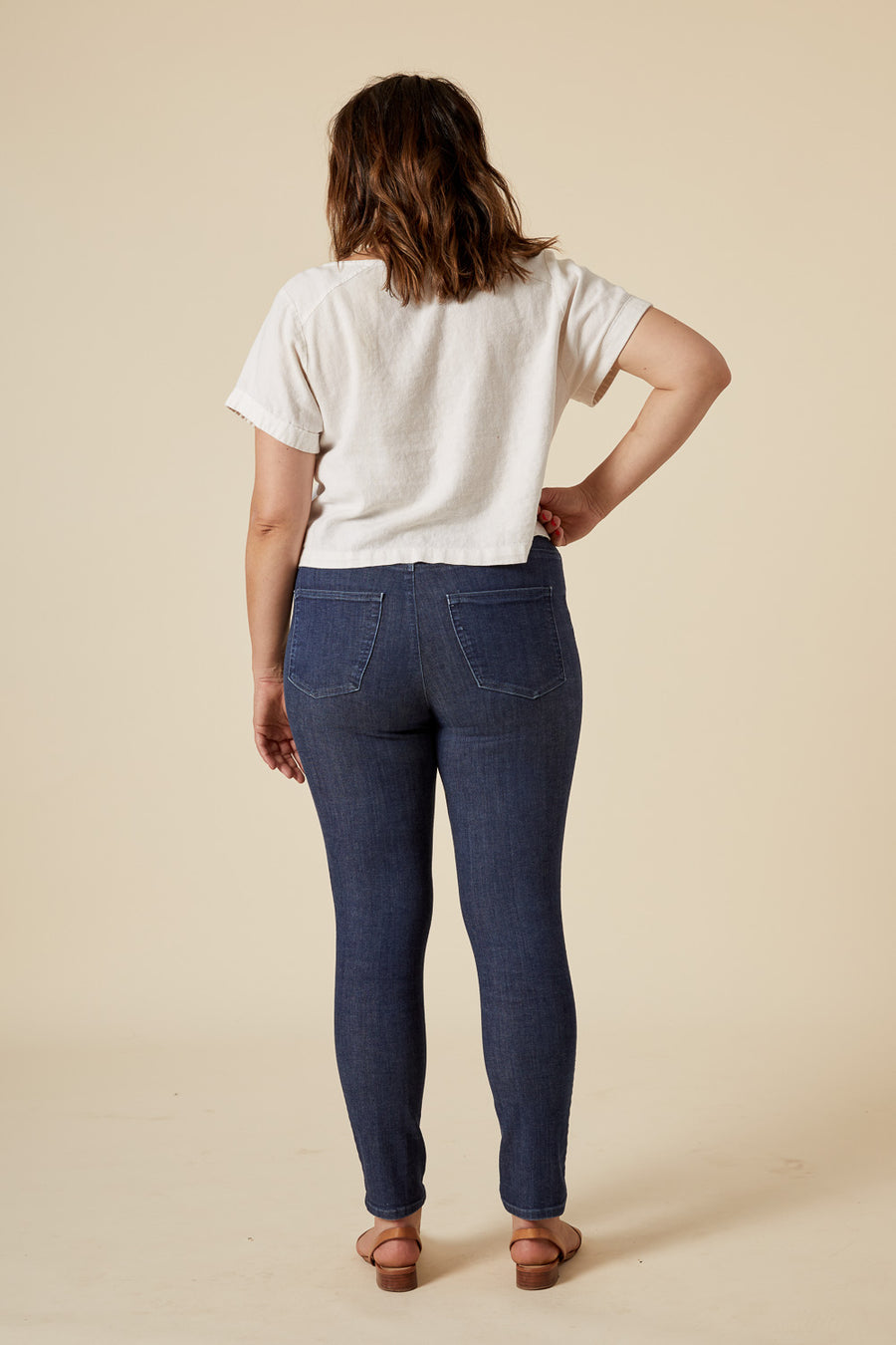 Grace 7/8 Slim Pants by Forever New Online, THE ICONIC